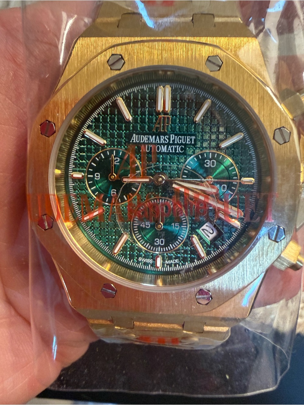 Audemars Piguet Green Dial Gold Bracelet Chronograph - Picture 3 of 9